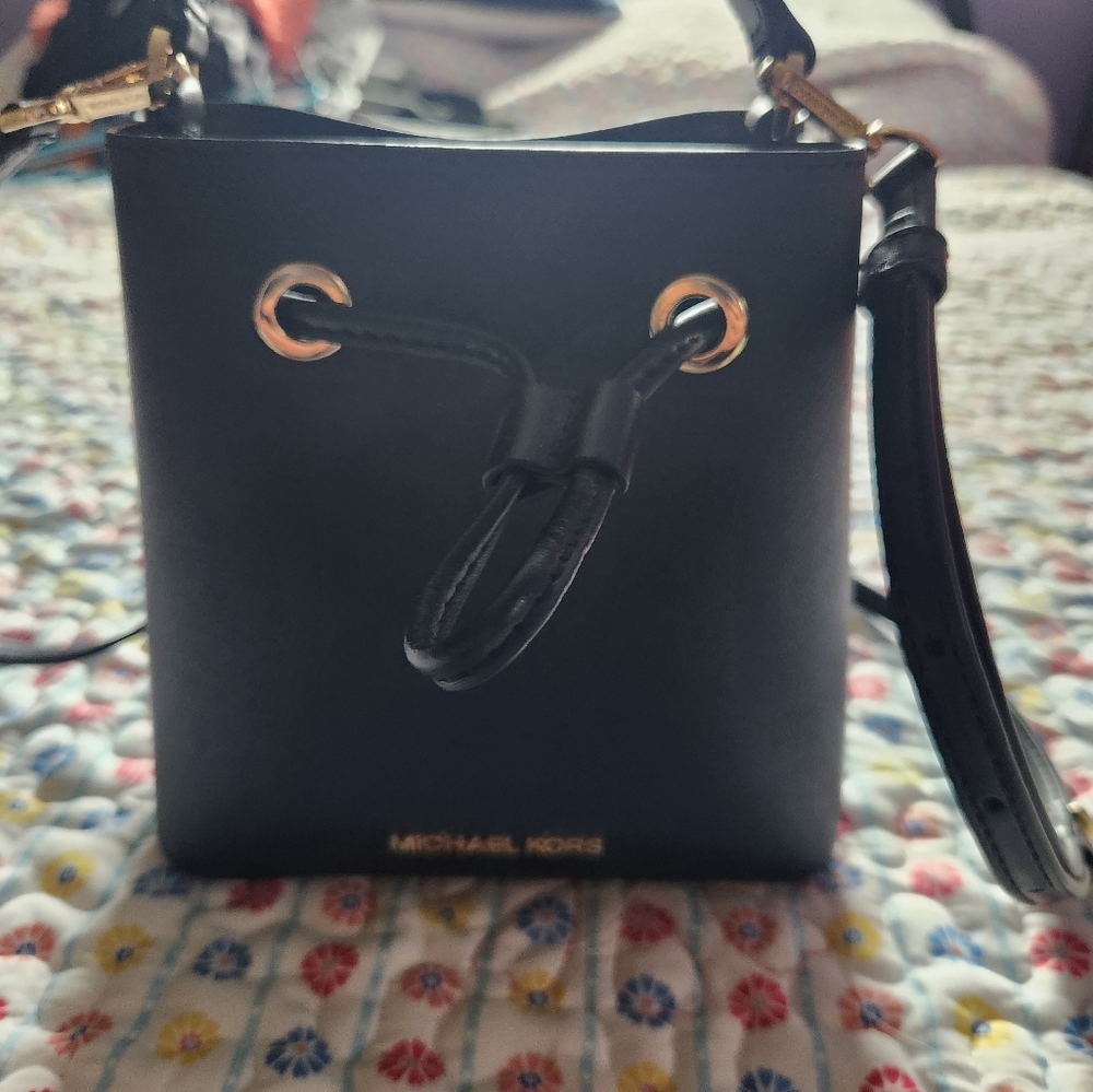 Micheal kors small bag